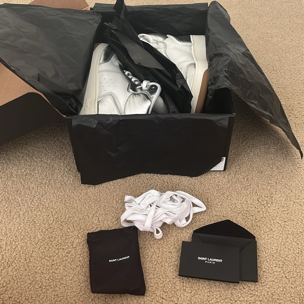 Saint Laurent SL/80 Mid Top Sneakers with box and extra laces - Picture 11 of 16